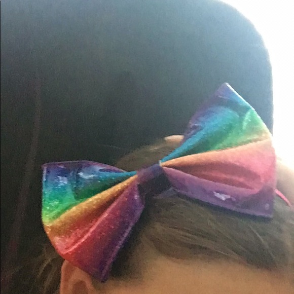 Hairbow - Picture 3 of 3